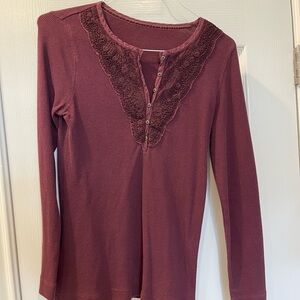 Women's Lace Trim Henley Top - Mauve